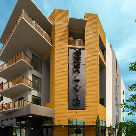 Luxe Apartment In Prime Location